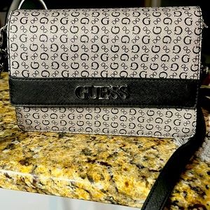 Guess crossing body bag